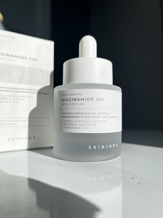 Madagascar Centella Niacinamide 10 Boosting Shot Ampoule).
30ml